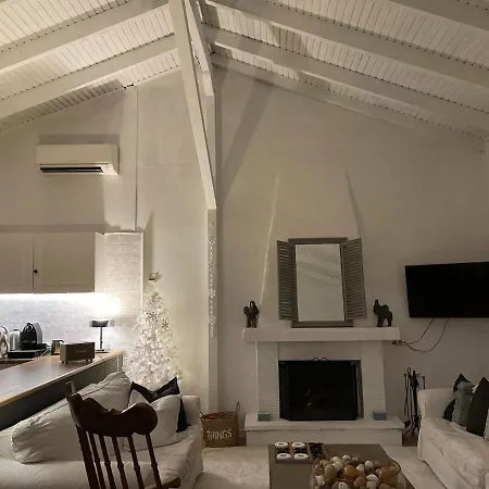 Holiday home Waitnsea Elaionas *